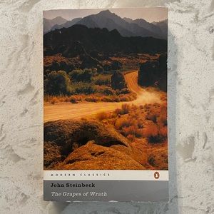 The Grapes of Wrath by John Steinbeck - Paperback Book